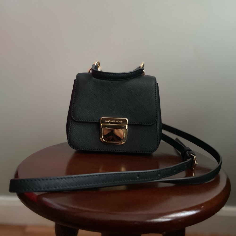 Michael Kors Bridgette Mini Crossbody Shoulder Bag Black Saffiano Leather Gold - Picture 2 of 12